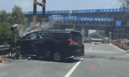 西湖爆料车祸最新消息新闻,悲剧发生，伤亡情况及事故原因调查中